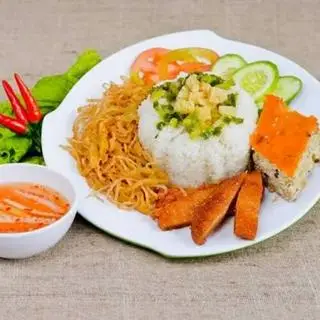 Hình ảnh Cơm sườn bì chả