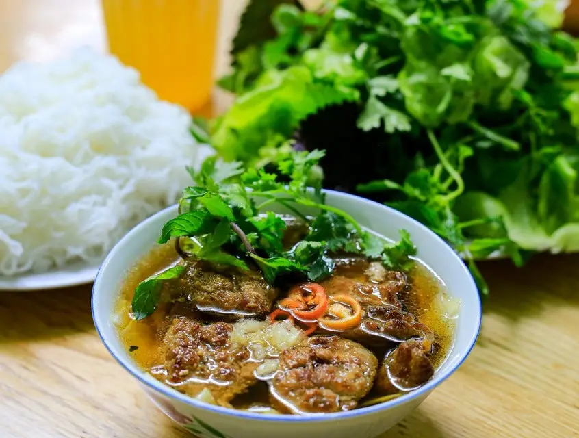 Hình ảnh Bún chả lẫn
