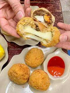 Hình ảnh Bánh gà Hà Nội