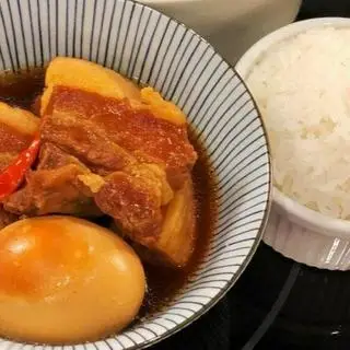 Hình ảnh Cơm thịt kho trứng+ chả lá lốt