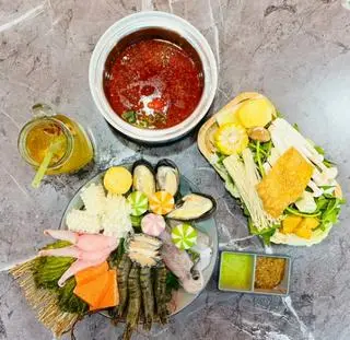 Hình ảnh Set lẩu hải sản - Lớn
