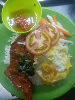Hình ảnh Cơm sườn trứng