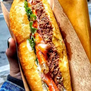 Hình ảnh Bánh Mì Pate Ruốc