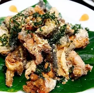 Hình ảnh Êch rang muối lá lốt