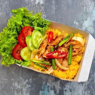 Hình ảnh Cơm chiên ba rọi sốt Triều Châu