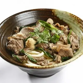 Hình ảnh Mì trứng Bò Soup Thảo mộc