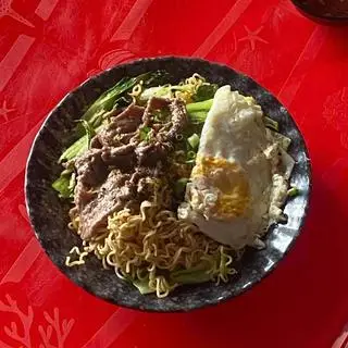 Hình ảnh Mì xào bò trứng