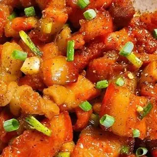 Hình ảnh Cơm ba chỉ kho tiêu