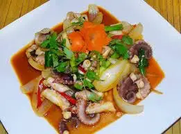 Hình ảnh Bạch tuộc nấu chua cay