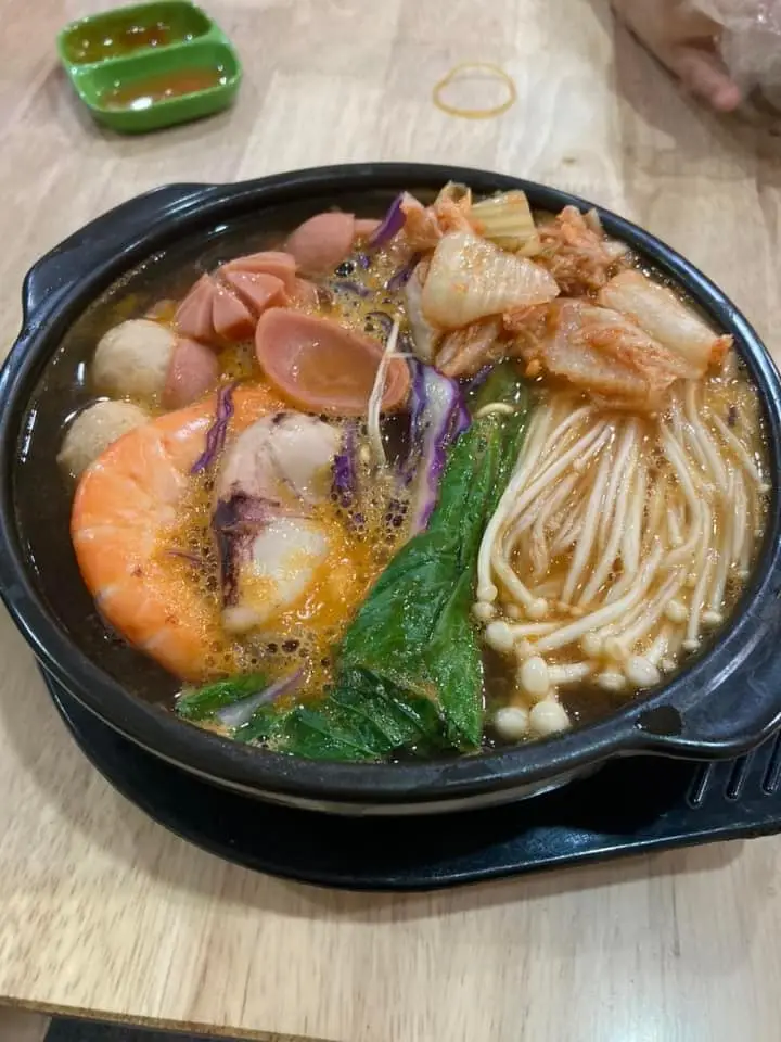 Hình ảnh Mỳ cay hải sản