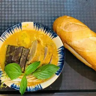 Hình ảnh Cari vịt xiêm kèm bánh mì