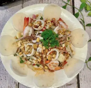Hình ảnh Gỏi ngó sen hải sản