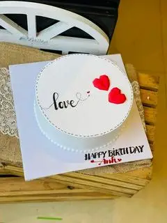 Hình ảnh Bánh kem tươi love
