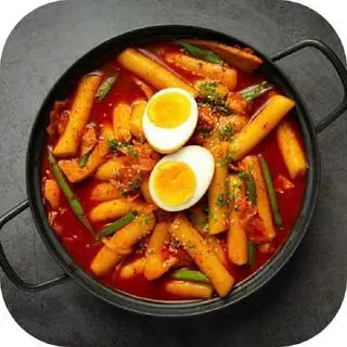 Hình ảnh Tokbokki mì cay phô mai