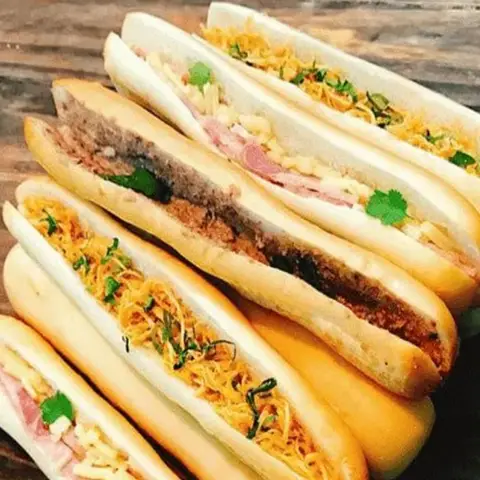 Hình ảnh Bánh Mì Que Bà Mười - Nguyễn Hiến Lê