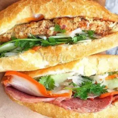 Hình ảnh Bánh Mì Trứng Pate Thập Cẩm