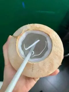 Hình ảnh Dừa xiêm gọt trọc tiện lợi