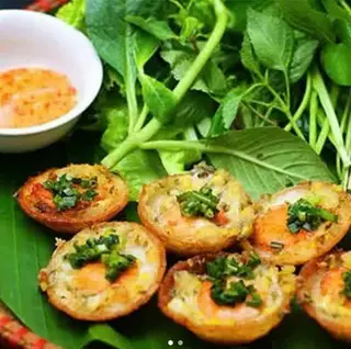 Hình ảnh Bánh Khọt Tôm Rau Rừng