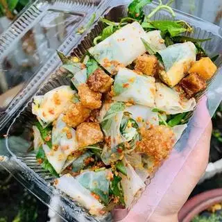 Hình ảnh Bánh cuộn trứng tóp mỡ