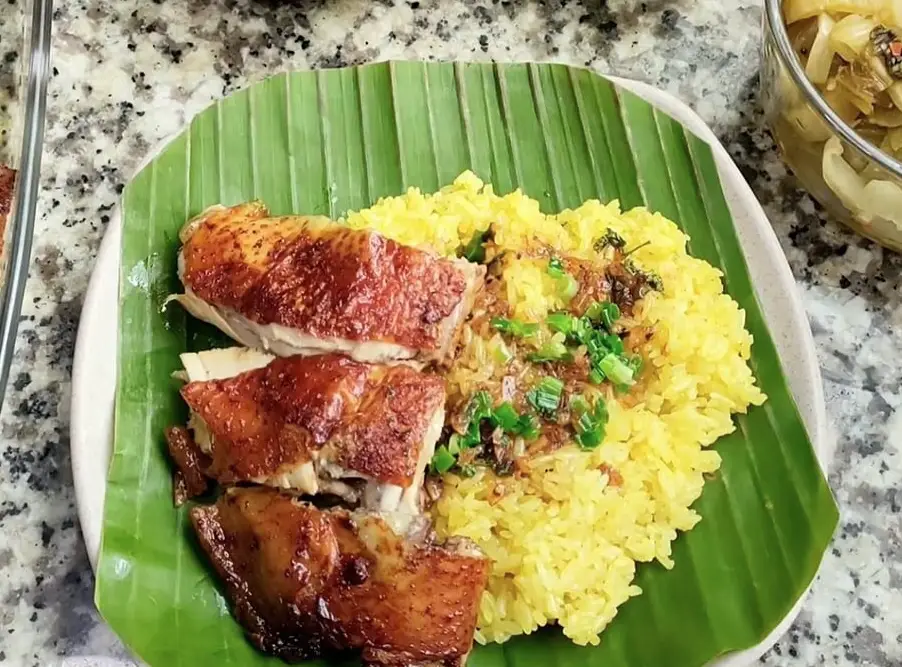 Hình ảnh Xôi gà nguyên đùi
