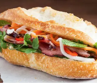 Hình ảnh Bánh mì Sài Gòn đặc biệt