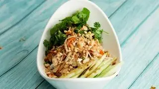 Hình ảnh Bún trộn gà bò