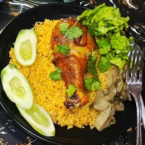 Hình ảnh Cơm Gà Rô Ti - Phạm Văn Chiêu