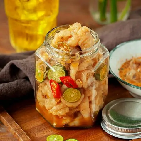 Hình ảnh Gà Góc Phố - Lê Trọng Tấn