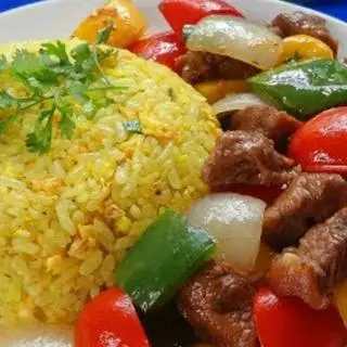 Hình ảnh Cơm chiên bò lúc lắc