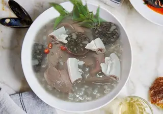 Hình ảnh Cháo lòng đầy đủ đặc biệt