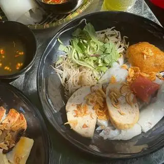 Hình ảnh Bánh ướt thịt nướng