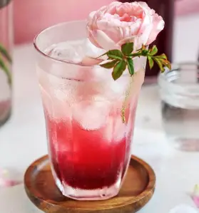 Hình ảnh Soda hoa hồng