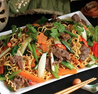 Hình ảnh Mì xào bò