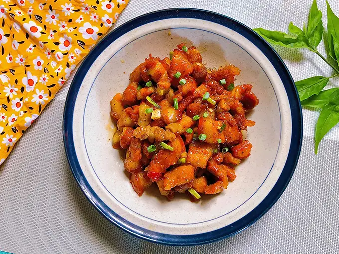 Hình ảnh Cơm ba chỉ kho tiêu