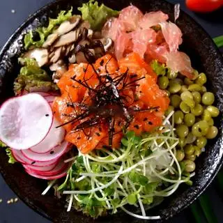 Hình ảnh Hot Salmon - 378 Kcal
