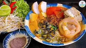 Hình ảnh Bún riêu cua ốc giò