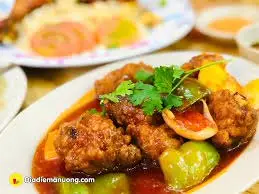 Hình ảnh Cơm rang sườn sốt chua ngọt