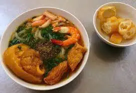 Hình ảnh Bánh canh cua xé - giò heo