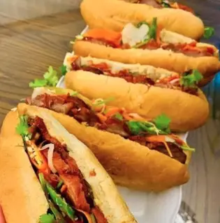 Hình ảnh Bánh mỳ giò bò
