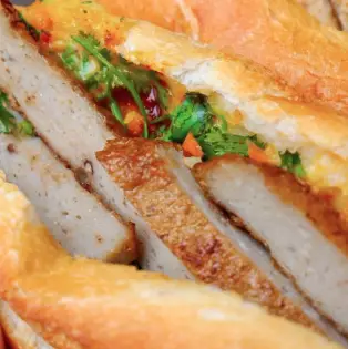 Hình ảnh Bánh mì chả cá Nha Trang