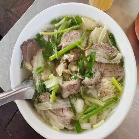 Hình ảnh Tiệm Cô Thương - Bít Tết Ngon, Phở Sốt Vang Hà Nội & Cơm Thố Bát Đá - Hoàng Quốc Việt