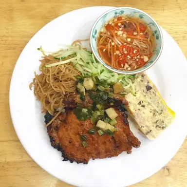 Hình ảnh Cơm tấm sườn chả