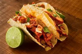 Hình ảnh Tacos thịt bbq