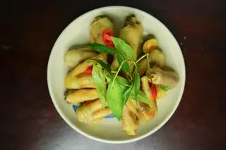Hình ảnh Chân gà muối chua
