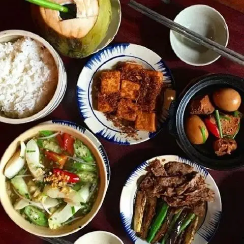 Hình ảnh Cơm 3 Miền - Ung Văn Khiêm