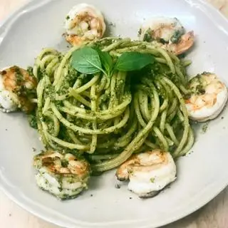 Hình ảnh Mì Ý tôm sốt pesto