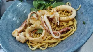 Hình ảnh Mì Sụa mực sa tế