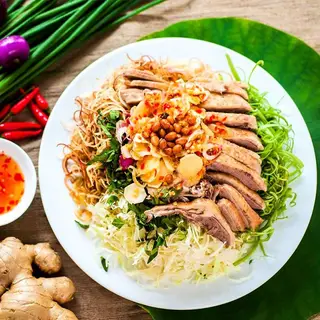 Hình ảnh Gỏi vịt xiêm