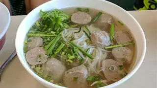 Hình ảnh Hủ tiếu bò viên