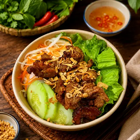 Hình ảnh Bếp Cô Ắn - Bún Trộn & Mỳ Trộn - Hoà Bình 4